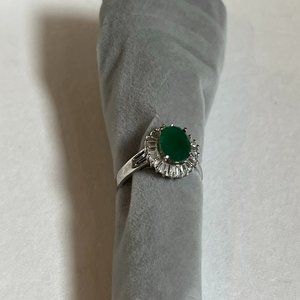 Vintage 925 sterling silver with Emerald and white Sapphires  Art US size 10.45